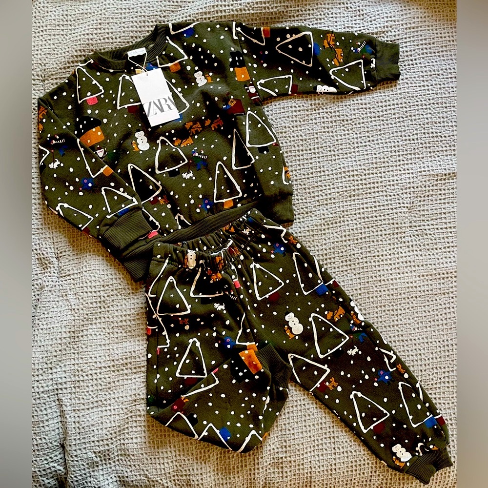 NWT Zara Toddler Christmas Matching Sweatsuit Set